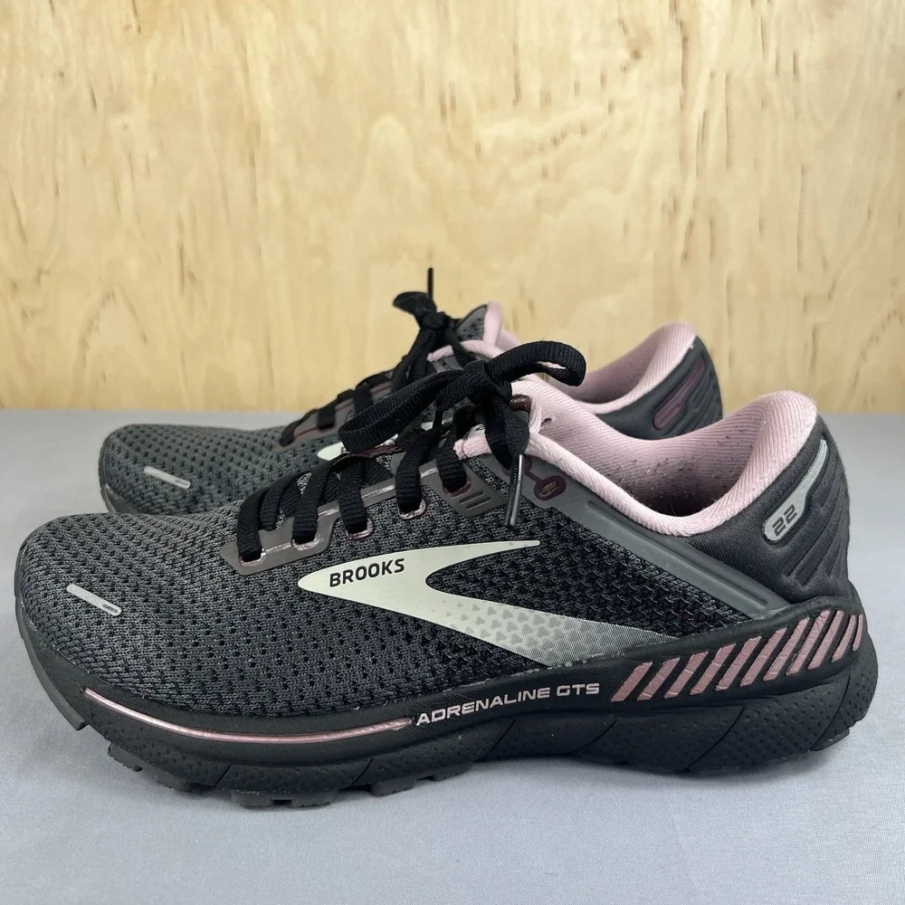 Brooks Adrenaline GTS 22 Women's Size 8B Pearl Black Metallic (120353-1B-015)